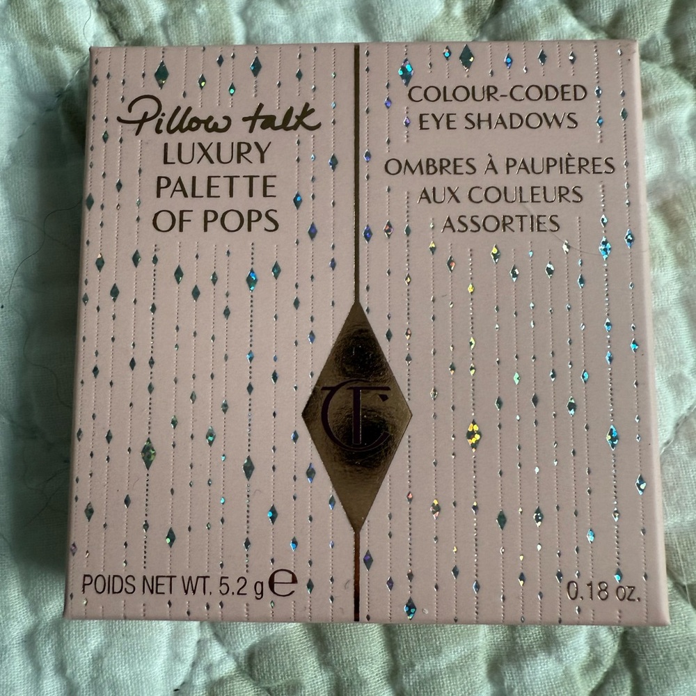 Charlotte Tilbury Pillow Talk Luxury of Pops palette